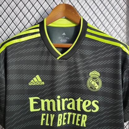 Camiseta Real Madrid Tercera 2022/23 Versión Fan
