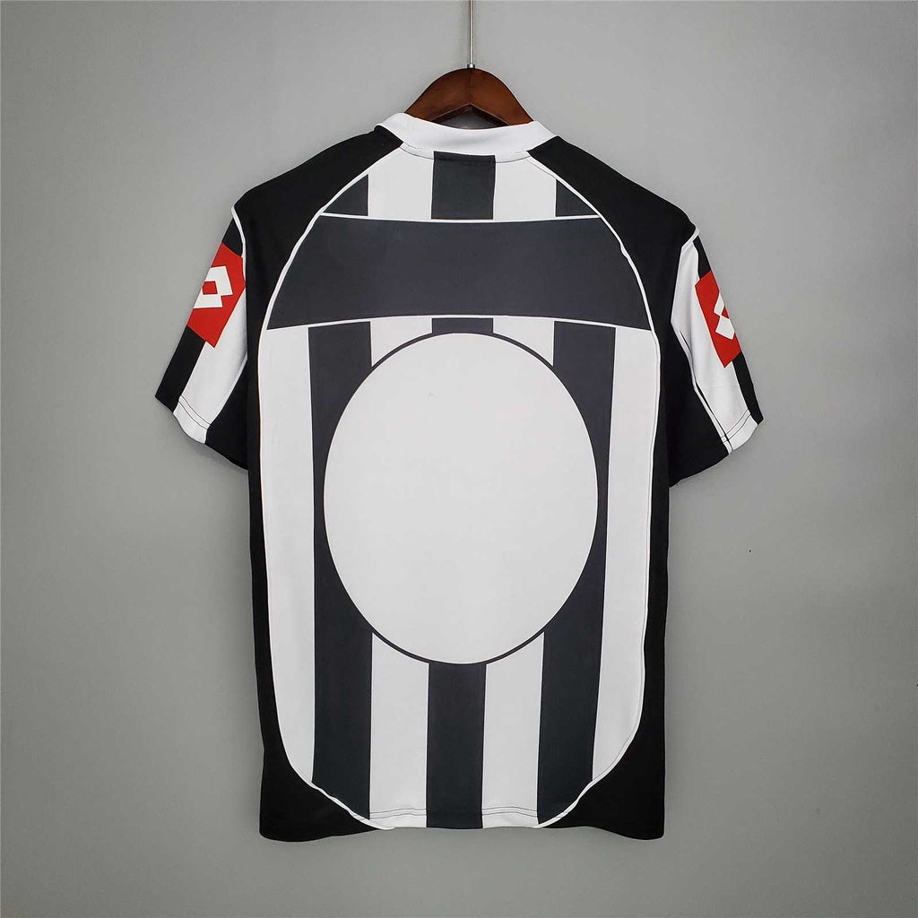 Camiseta Juventus Retro 2002/03