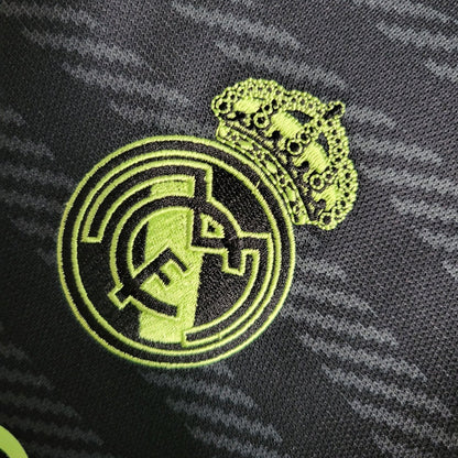 Camiseta Real Madrid Tercera 2022/23 Versión Fan